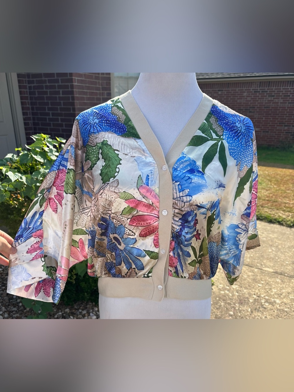 Floral V-Neck Button-Front Blouse in Multicolor